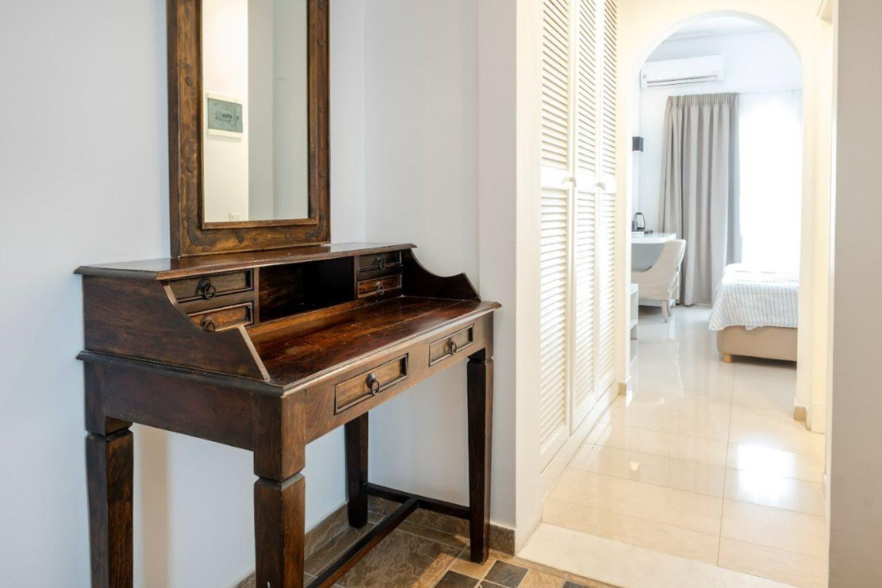 Orizontes Hotel Santorini Pyrgos Kallistis Luaran gambar