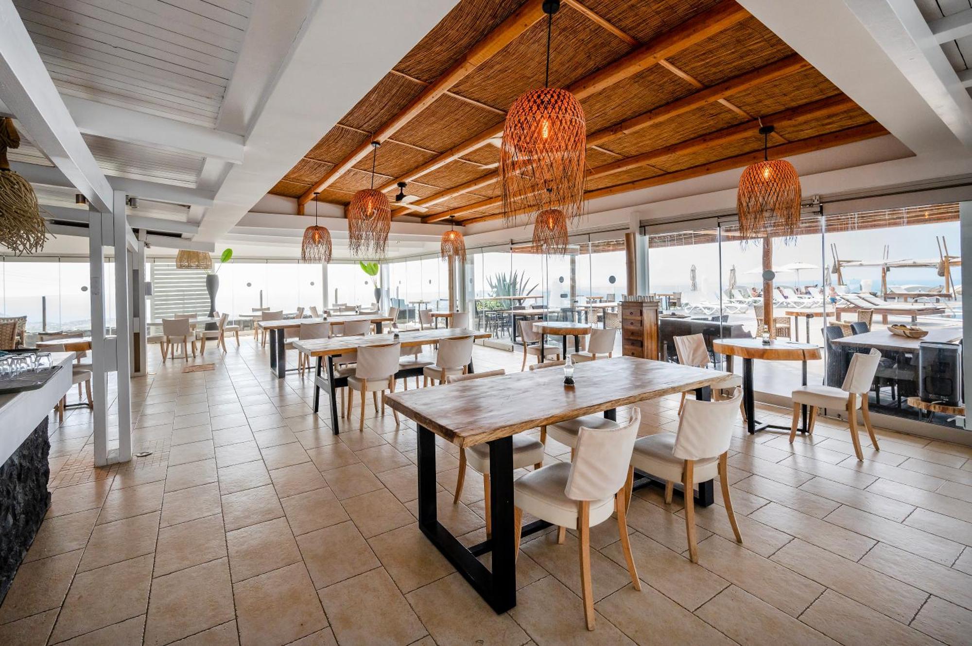 Orizontes Hotel Santorini Pyrgos Kallistis Luaran gambar