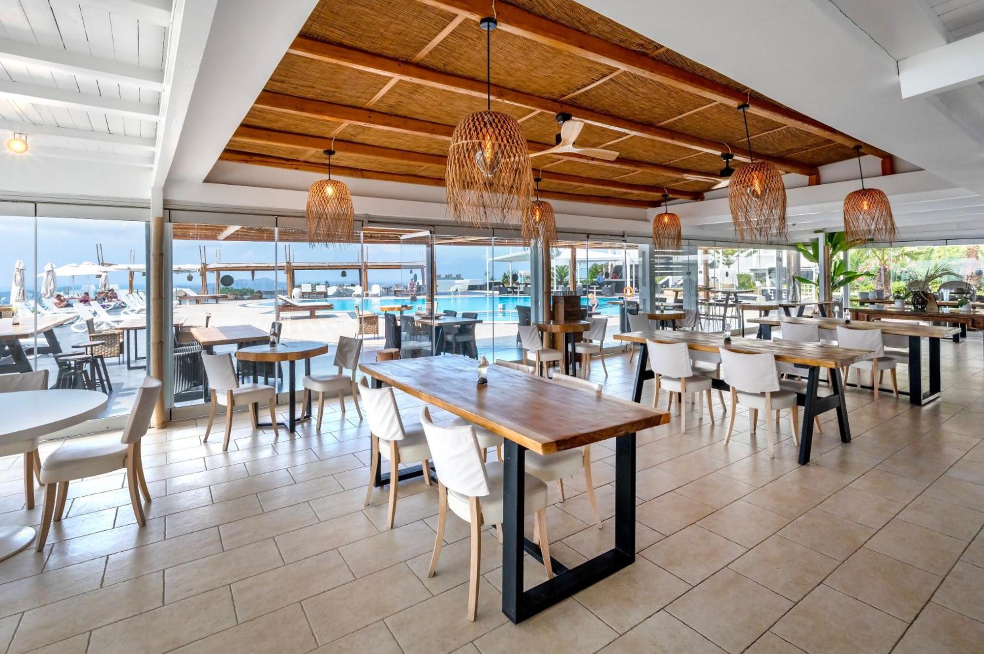 Orizontes Hotel Santorini Pyrgos Kallistis Luaran gambar
