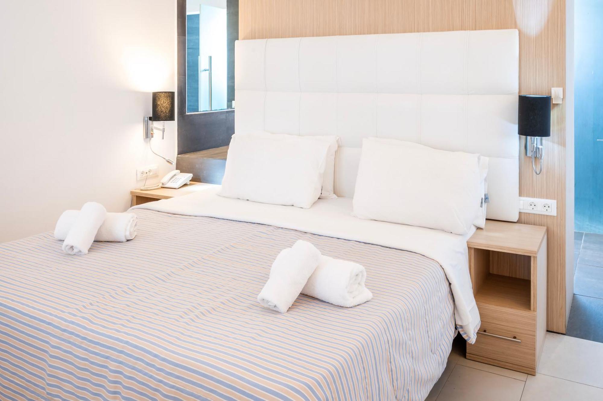 Orizontes Hotel Santorini Pyrgos Kallistis Luaran gambar